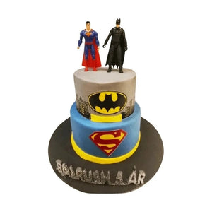 Batman & superman 2 vånings tårta